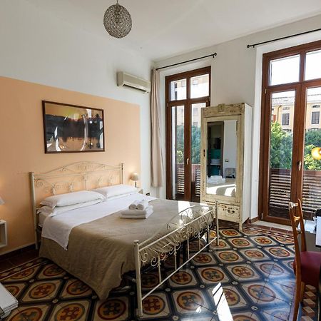 Onlyrooms III - Recommended For Under 30S Cagliari Phòng bức ảnh