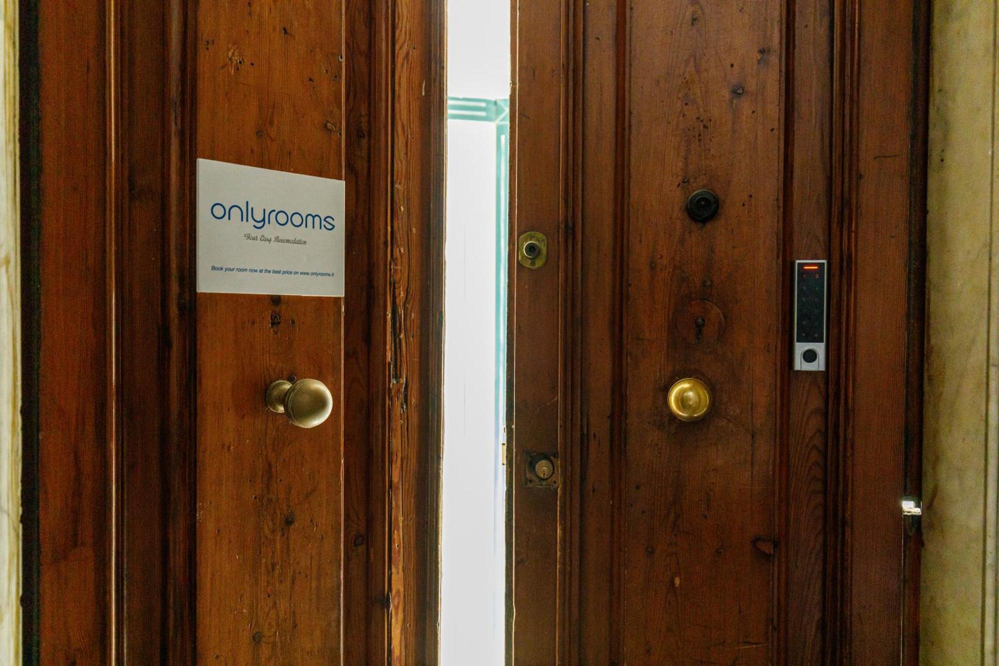 Onlyrooms III - Recommended For Under 30S Cagliari Ngoại thất bức ảnh