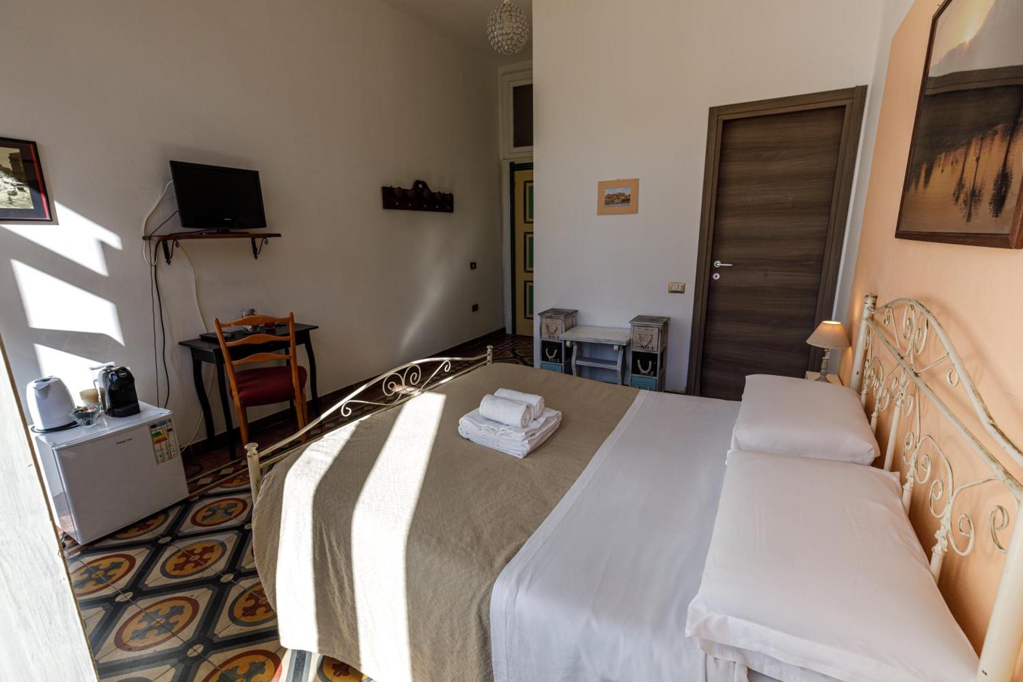 Onlyrooms III - Recommended For Under 30S Cagliari Phòng bức ảnh