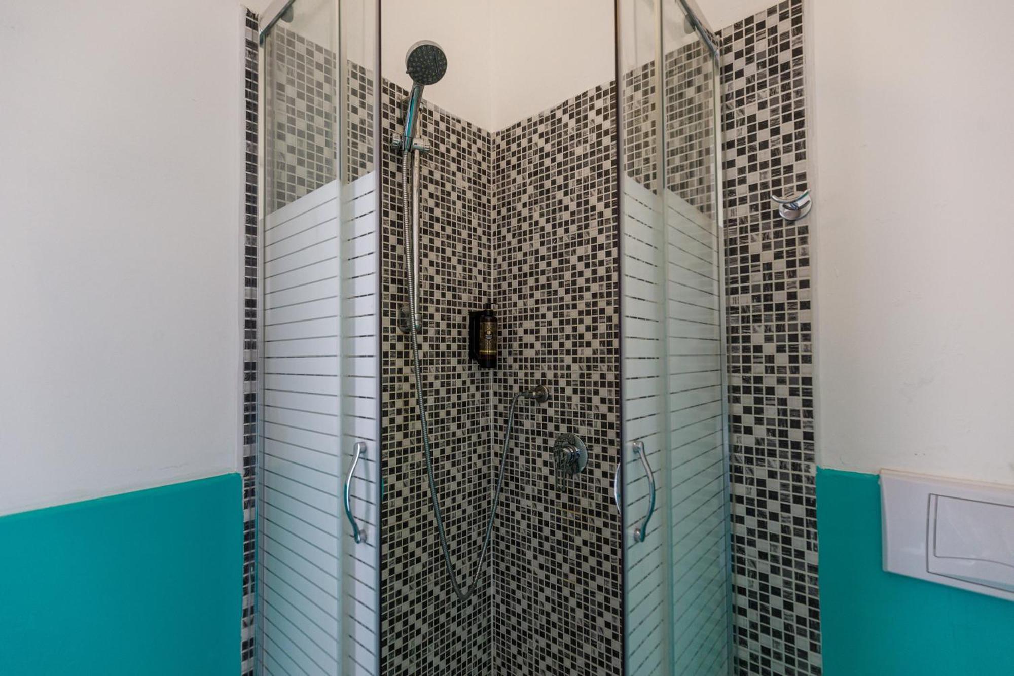 Onlyrooms III - Recommended For Under 30S Cagliari Phòng bức ảnh