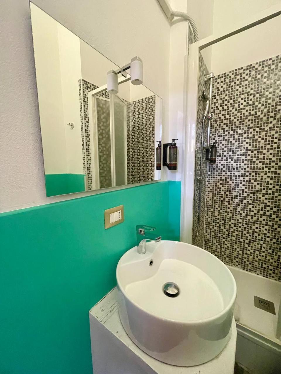 Onlyrooms III - Recommended For Under 30S Cagliari Ngoại thất bức ảnh